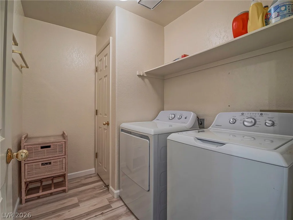2851 Valley View, Las Vegas, NV 89102