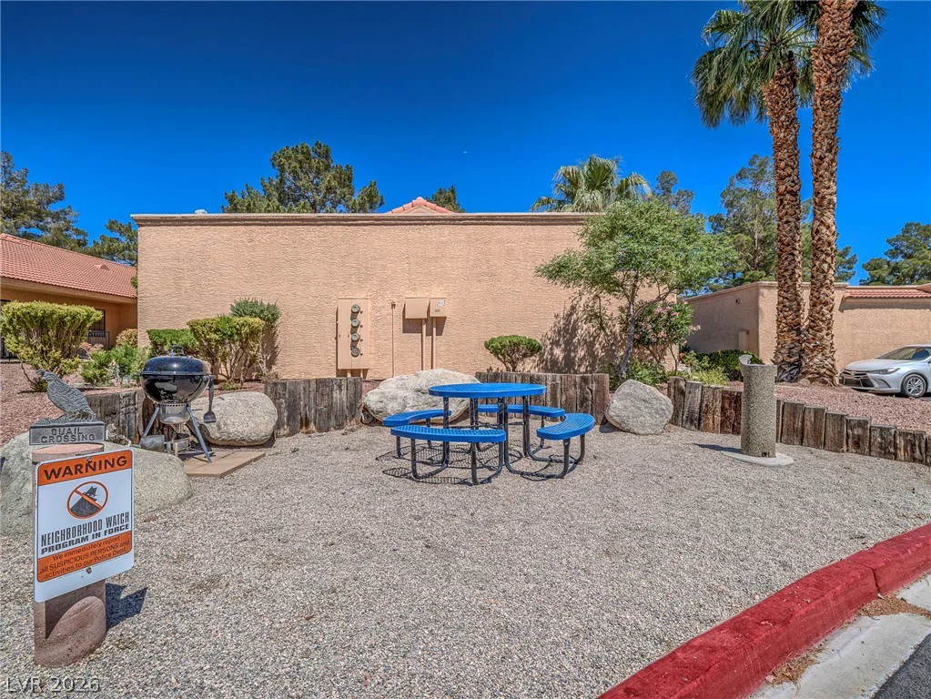 2851 Valley View, Las Vegas, NV 89102