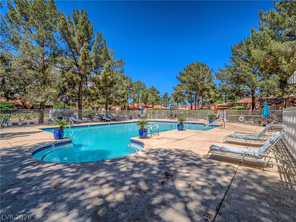 2851 Valley View, Las Vegas, NV 89102