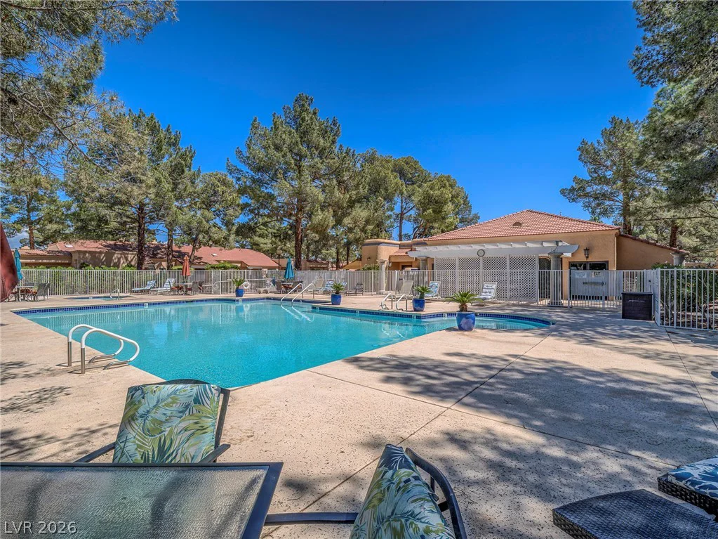 2851 Valley View, Las Vegas, NV 89102