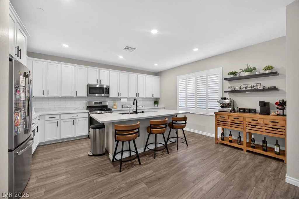 8854 Mountain Lion, Las Vegas, NV 89166