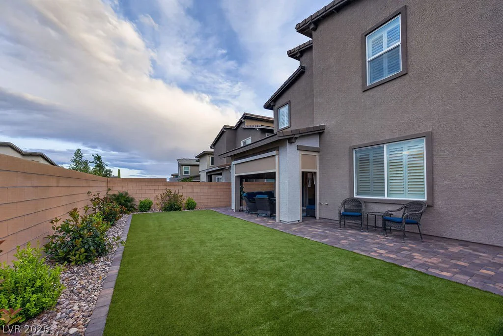 8854 Mountain Lion, Las Vegas, NV 89166