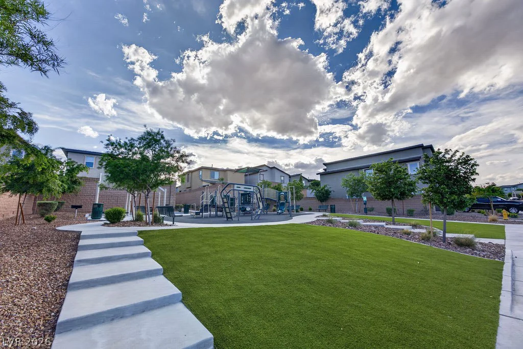 8854 Mountain Lion, Las Vegas, NV 89166