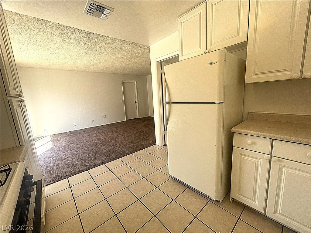 4200 Candleberry, Las Vegas, NV 89103