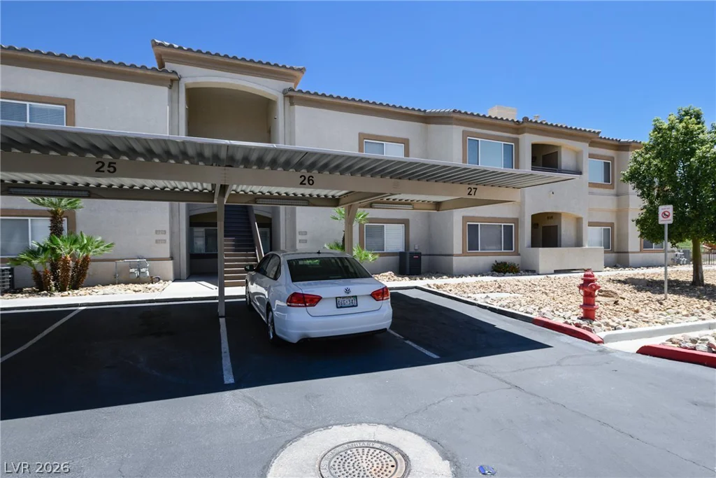 8725 Flamingo, Las Vegas, NV 89147