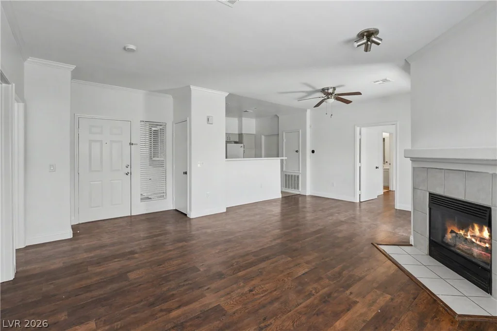 8725 Flamingo, Las Vegas, NV 89147