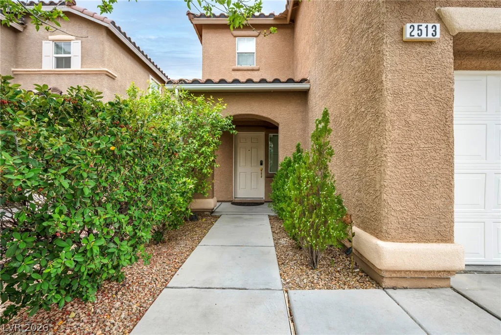 2513 Cockatiel, North Las Vegas, NV 89084