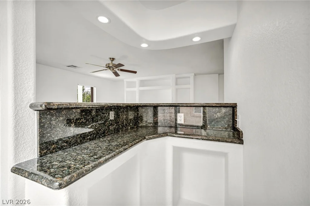 2513 Cockatiel, North Las Vegas, NV 89084