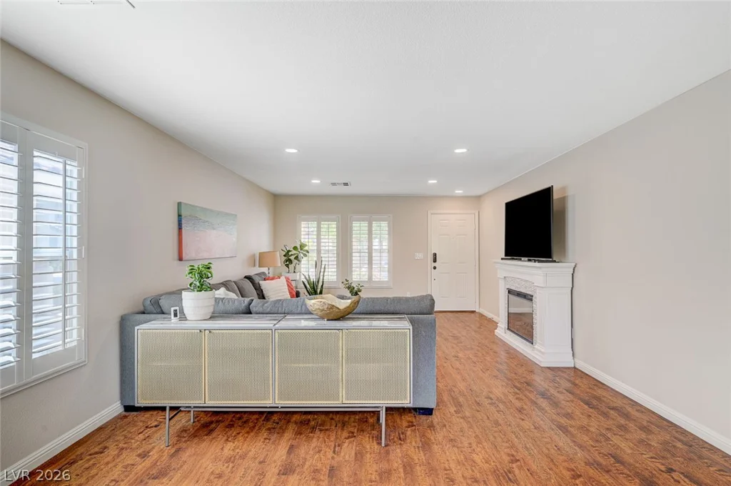 222 Willow Pond, Las Vegas, NV 89148