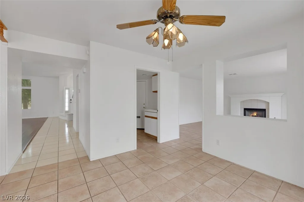 9424 Rolling Ridge, Las Vegas, NV 89134