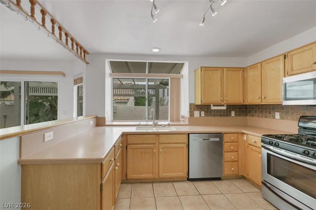 9424 Rolling Ridge, Las Vegas, NV 89134