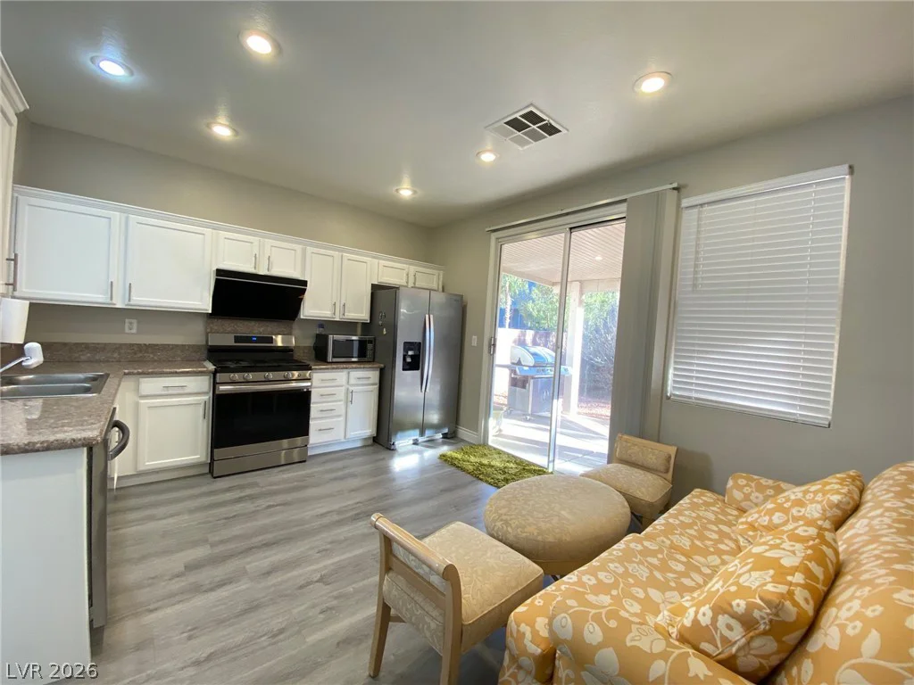 9845 BROOK CANYON, Las Vegas, NV 89147