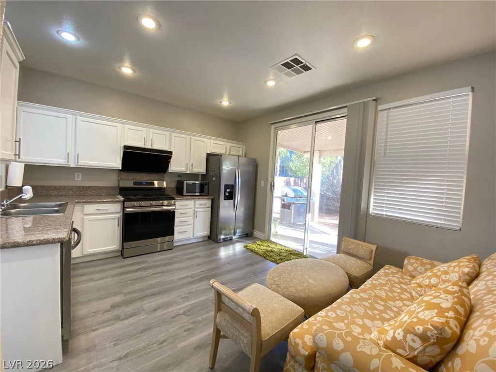 9845 BROOK CANYON, Las Vegas, NV 89147