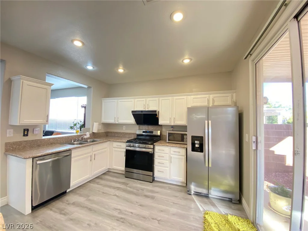 9845 BROOK CANYON, Las Vegas, NV 89147