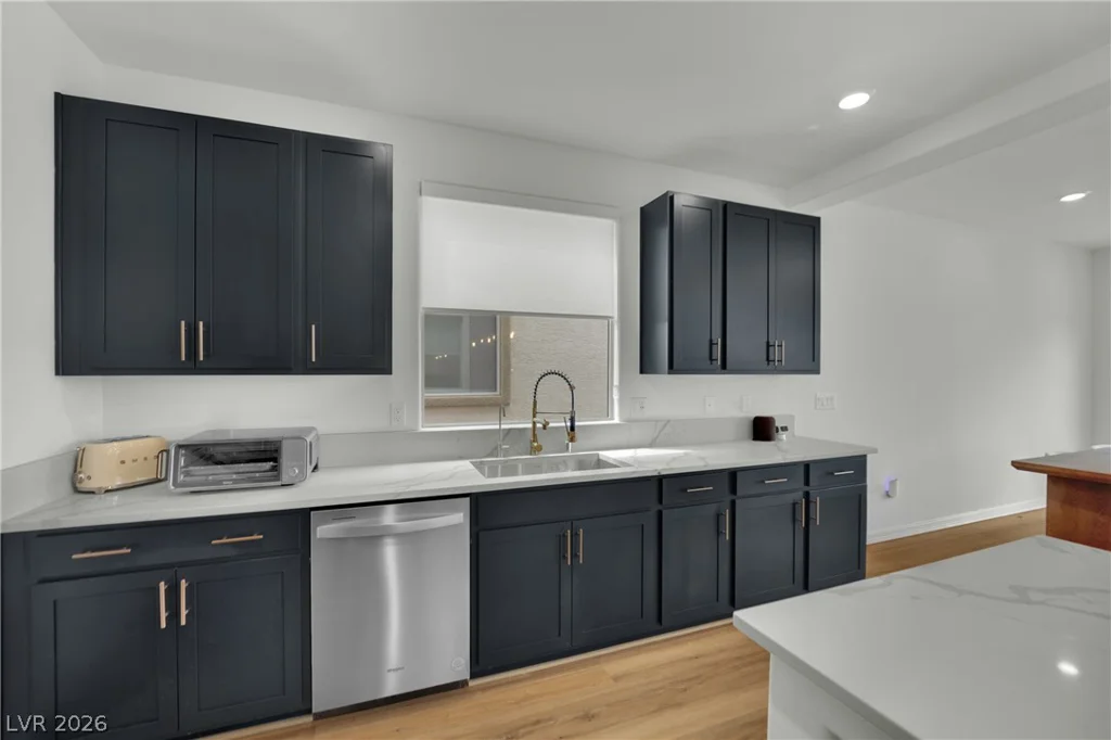 10327 Dallington, Las Vegas, NV 89141