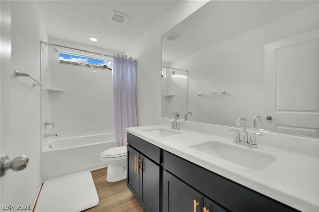 10327 Dallington, Las Vegas, NV 89141