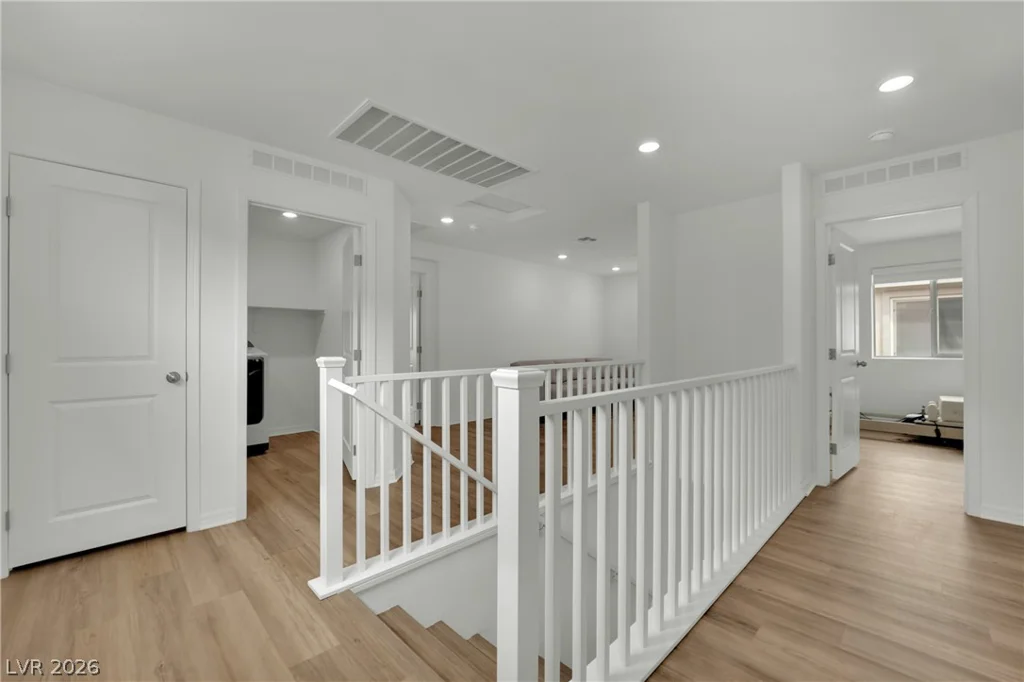 10327 Dallington, Las Vegas, NV 89141