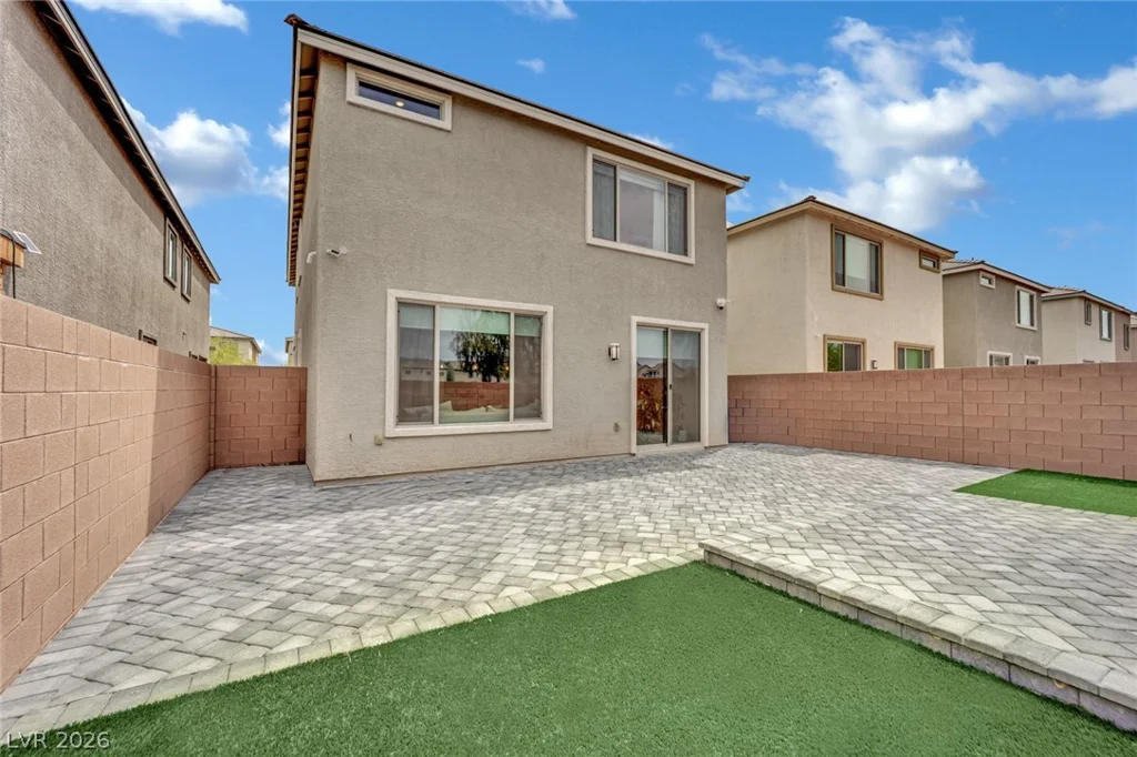 10327 Dallington, Las Vegas, NV 89141