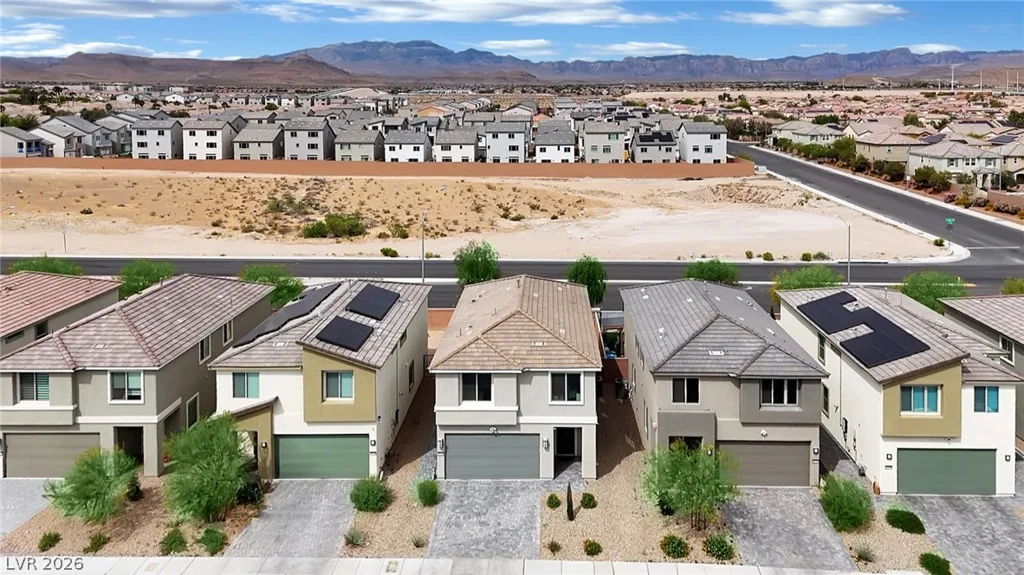 10327 Dallington, Las Vegas, NV 89141