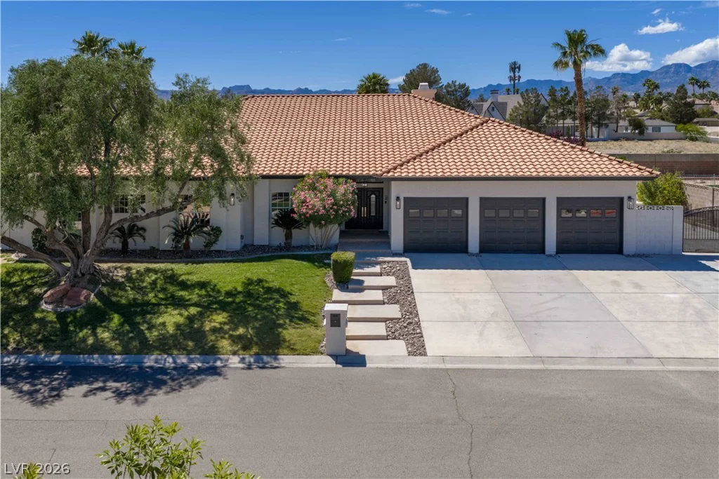 3235 CLIFF SIELER, Las Vegas, NV 89117