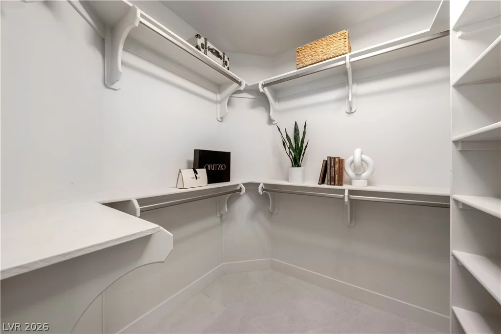 3235 CLIFF SIELER, Las Vegas, NV 89117
