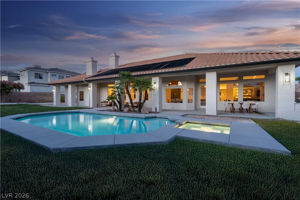 3235 CLIFF SIELER, Las Vegas, NV 89117