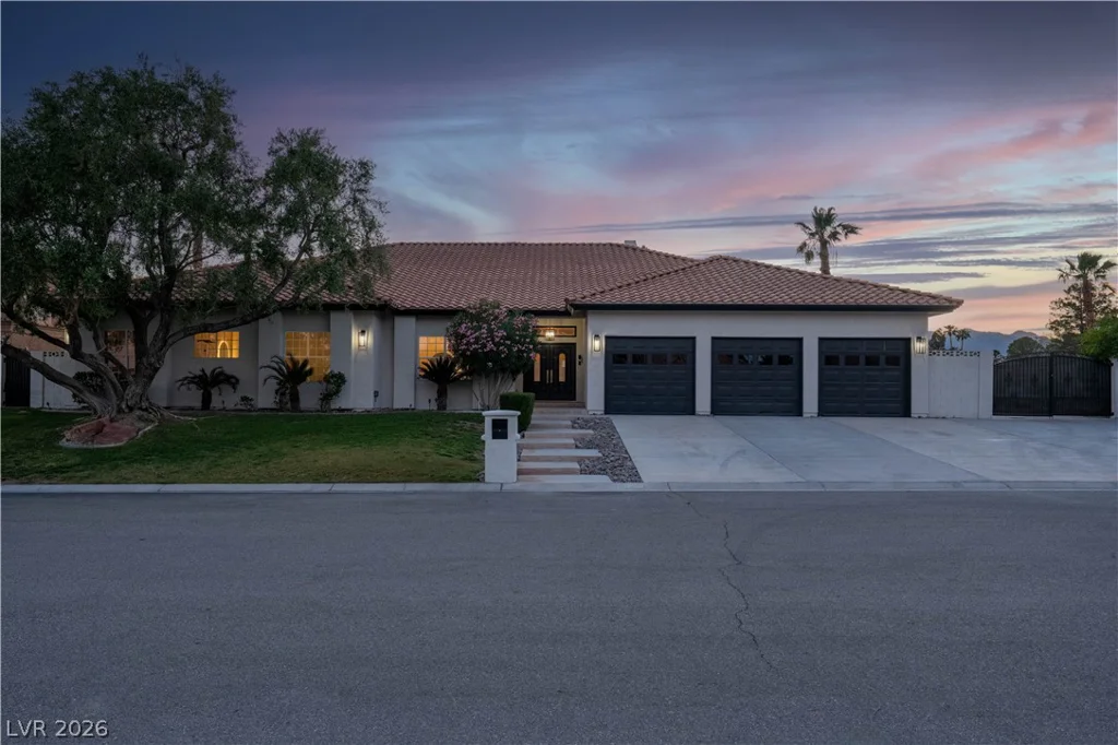 3235 CLIFF SIELER, Las Vegas, NV 89117