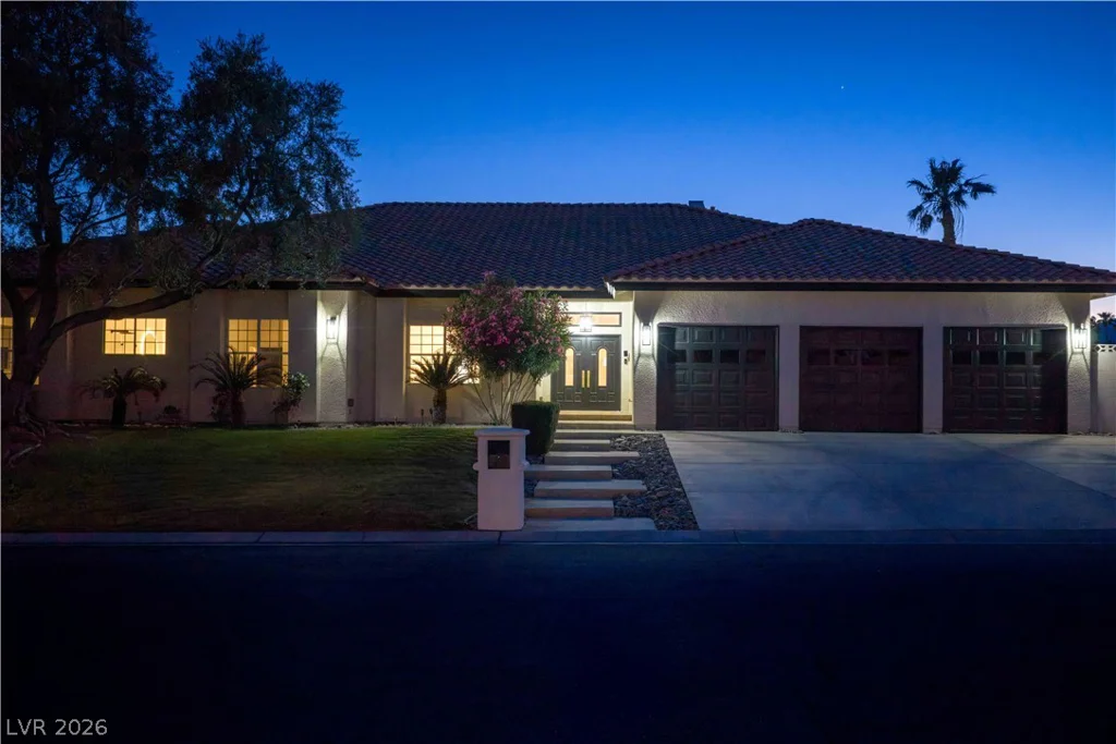 3235 CLIFF SIELER, Las Vegas, NV 89117
