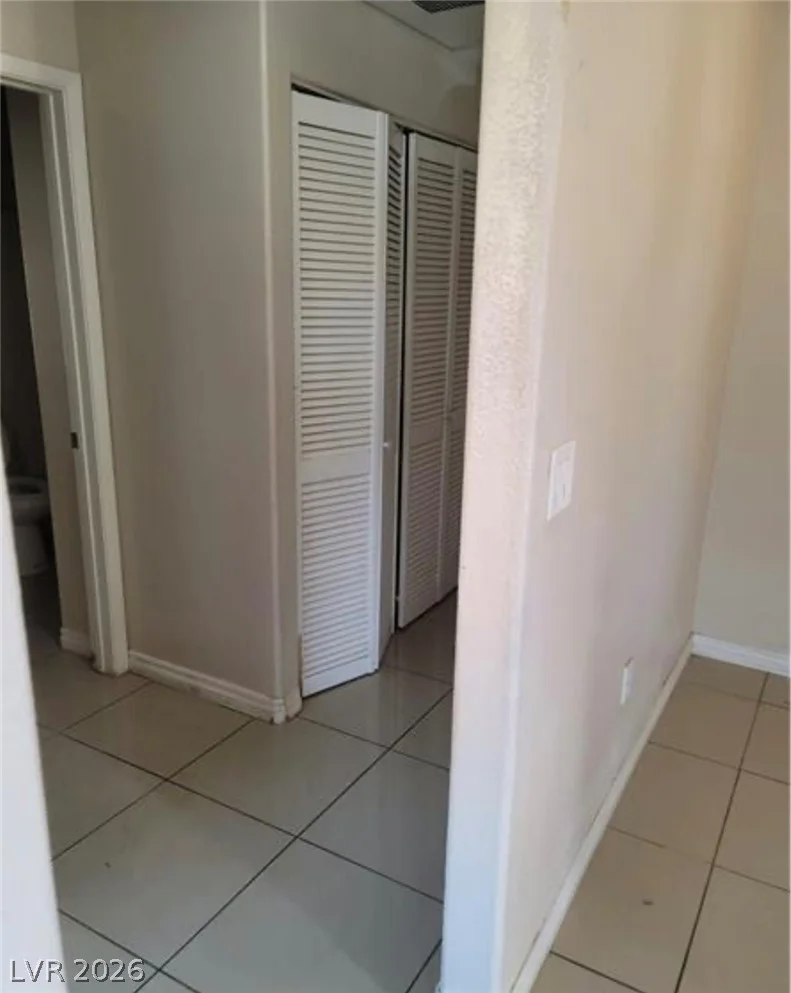 5750 Hacienda, Las Vegas, NV 89122