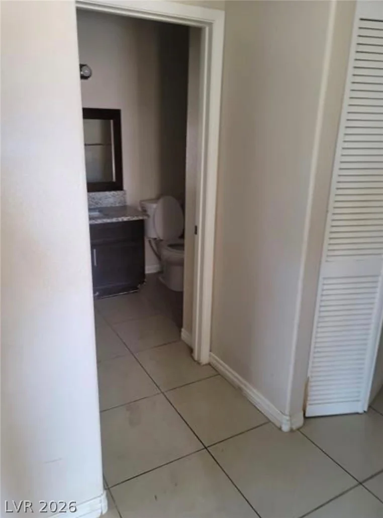 5750 Hacienda, Las Vegas, NV 89122