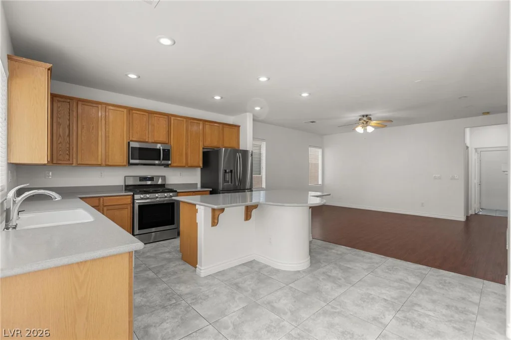 9123 Weeping Hollow, Las Vegas, NV 89178