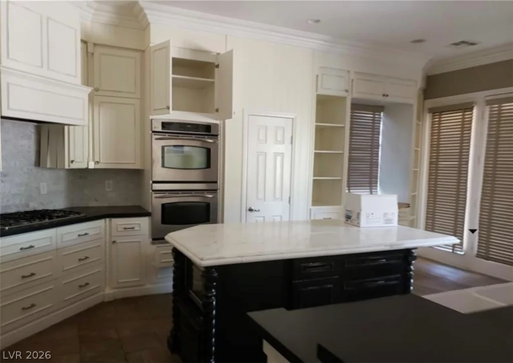 9338 Wilderness Glen, Las Vegas, NV 89178