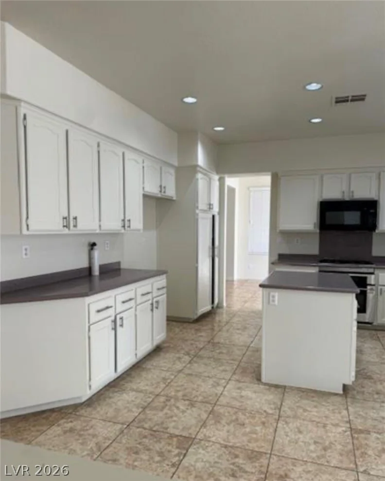 1003 Dover Glen, North Las Vegas, NV 89031