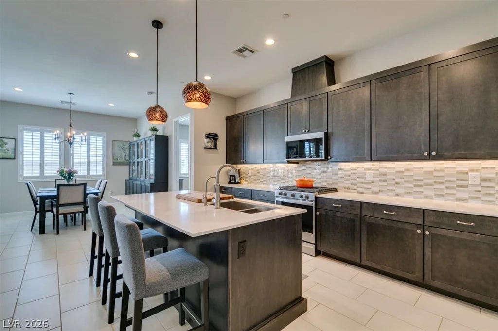 9028 Skye Treeline, Las Vegas, NV 89166