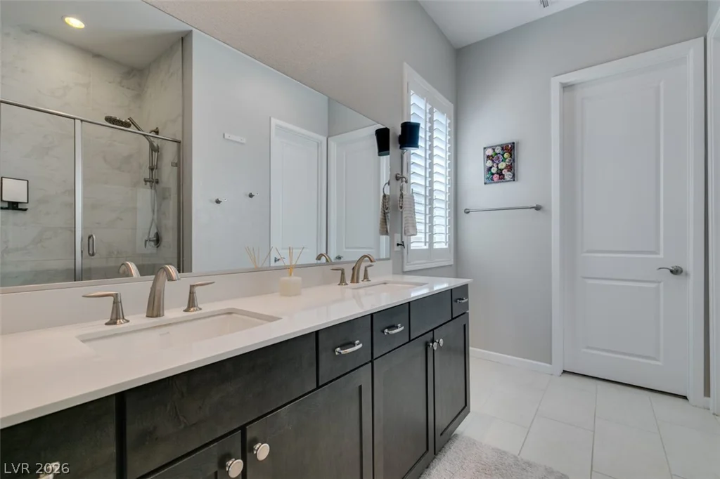 9028 Skye Treeline, Las Vegas, NV 89166
