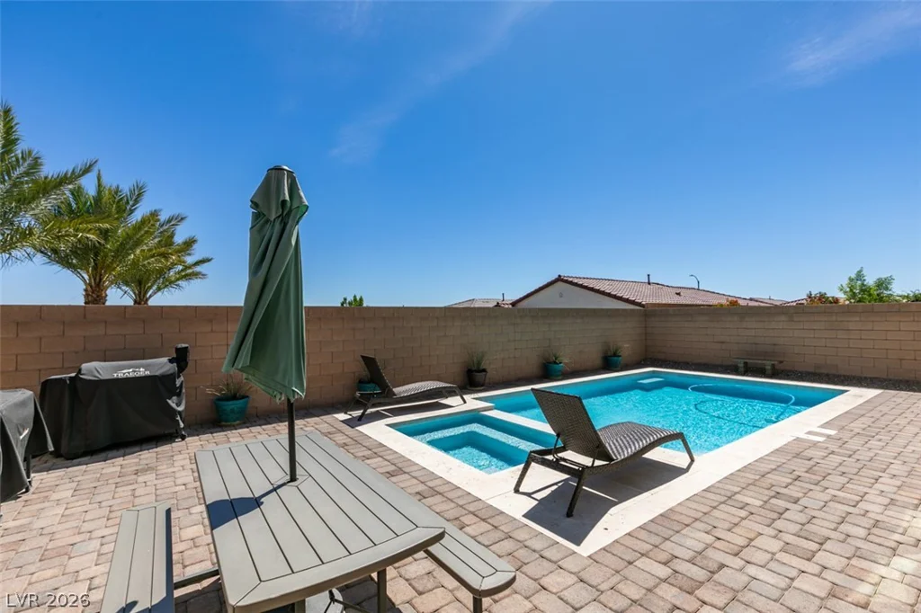 9028 Skye Treeline, Las Vegas, NV 89166
