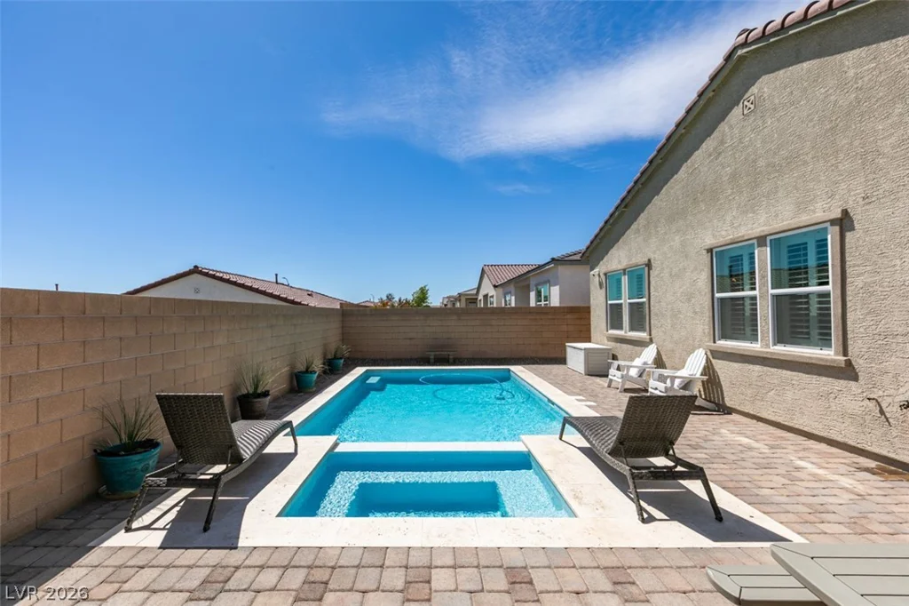 9028 Skye Treeline, Las Vegas, NV 89166