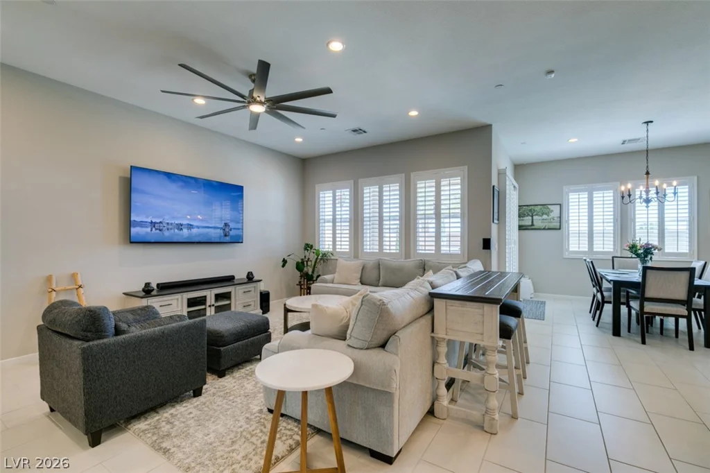 9028 Skye Treeline, Las Vegas, NV 89166