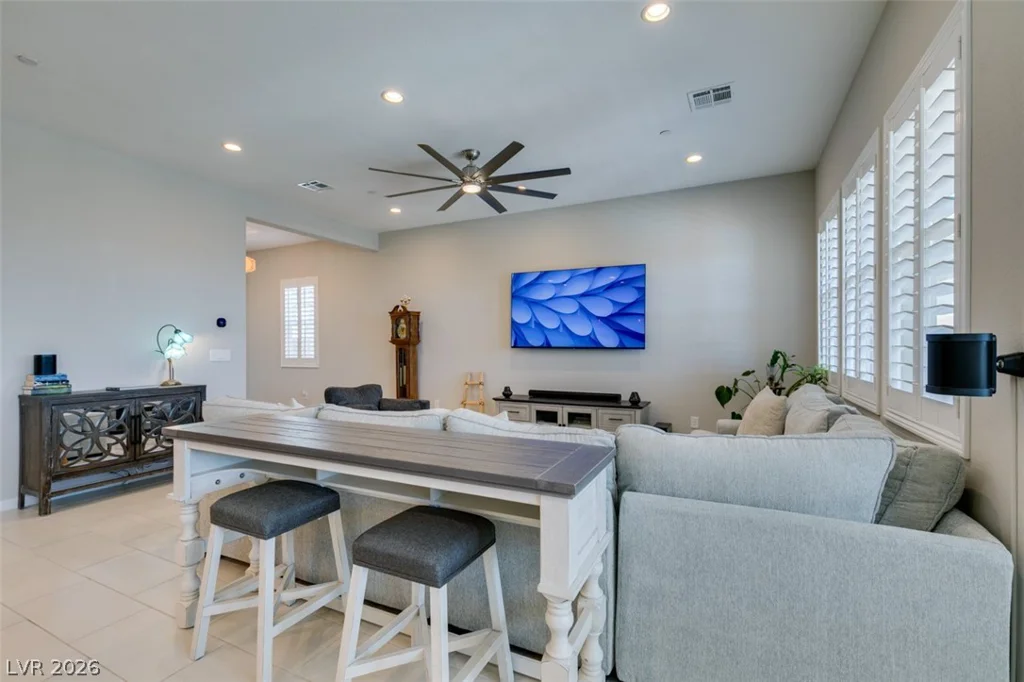 9028 Skye Treeline, Las Vegas, NV 89166