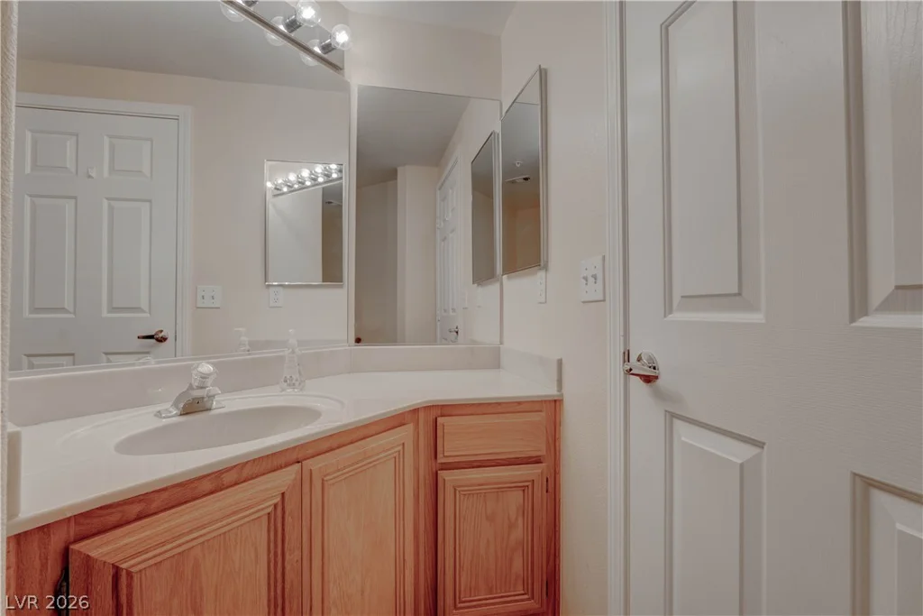 7151 Durango, Las Vegas, NV 89113