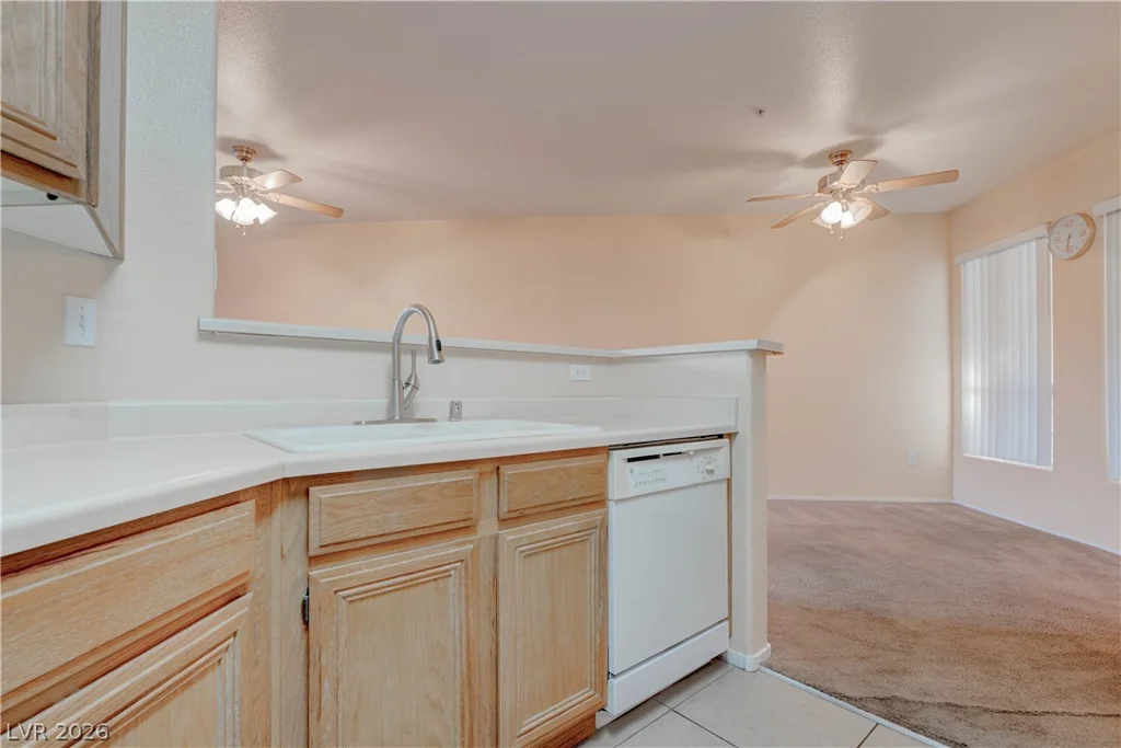 7151 Durango, Las Vegas, NV 89113