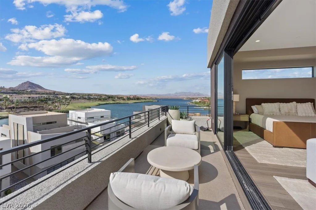 40 Heron Harbour, Henderson, NV 89011