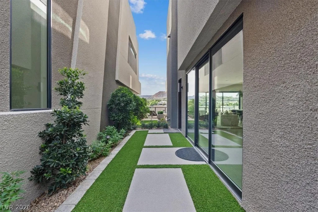 40 Heron Harbour, Henderson, NV 89011