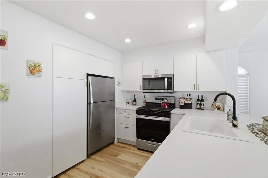 7950 Flamingo, Las Vegas, NV 89147