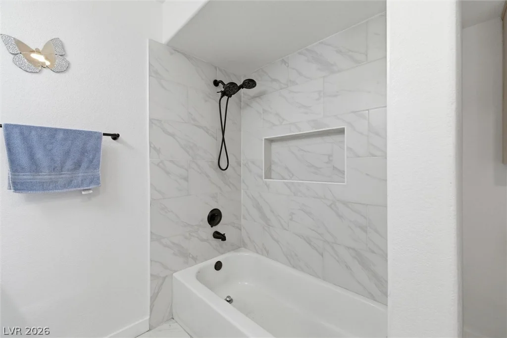 7950 Flamingo, Las Vegas, NV 89147