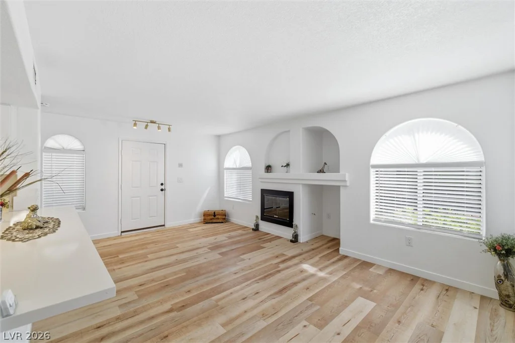 7950 Flamingo, Las Vegas, NV 89147