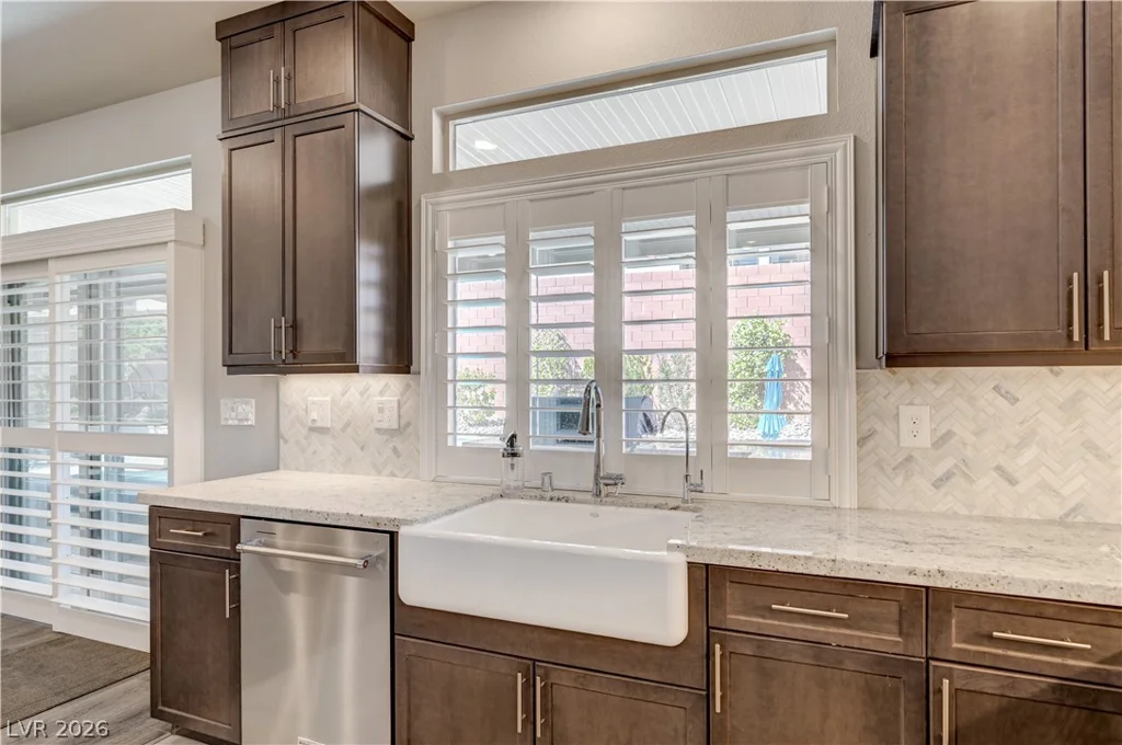 8603 Hallcrest, Las Vegas, NV 89139