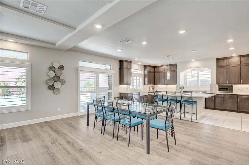 8603 Hallcrest, Las Vegas, NV 89139
