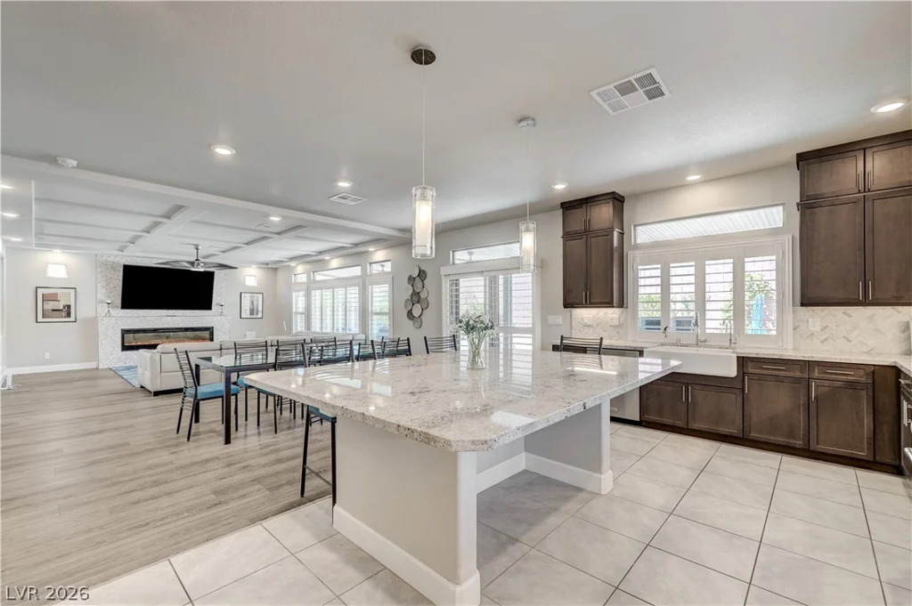 8603 Hallcrest, Las Vegas, NV 89139