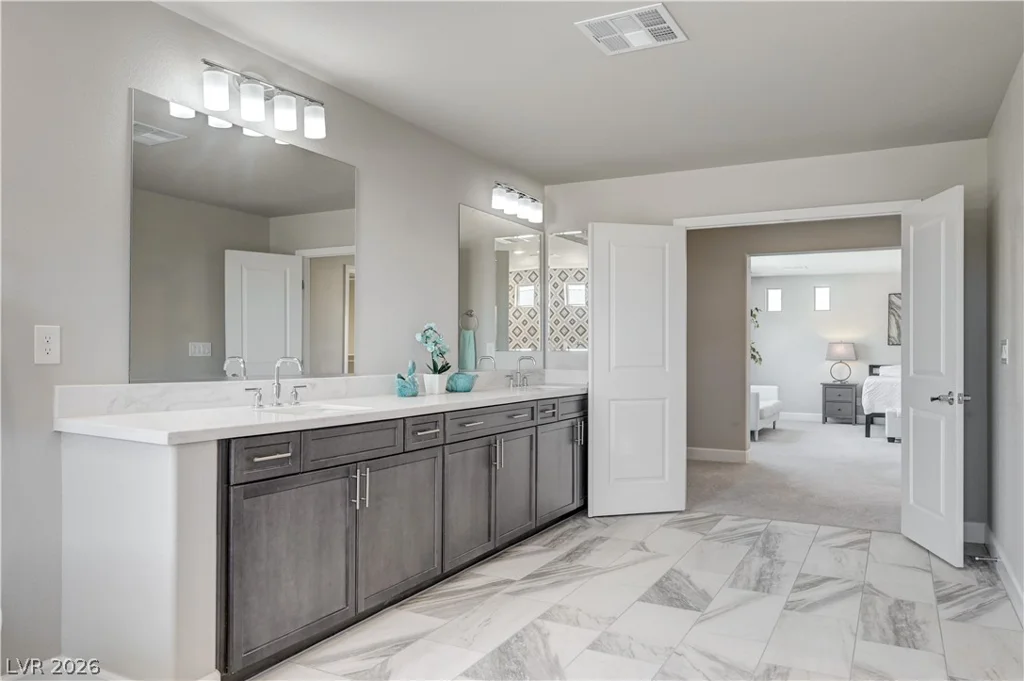 8603 Hallcrest, Las Vegas, NV 89139